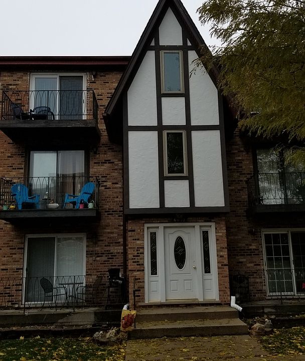 1st image of 6632 W 64th Pl APT 1W
