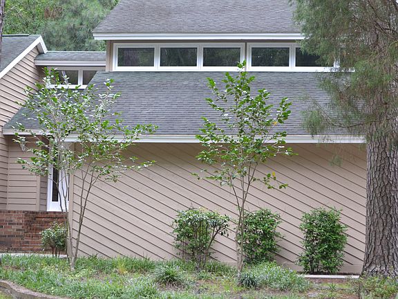 2nd image of 122 Plantation Dr