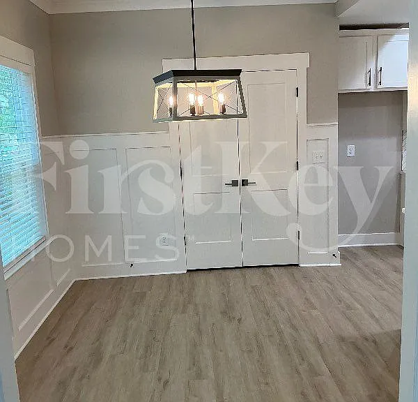 241 Bethany Manor Ct — Photo 3
