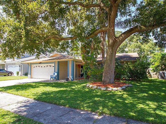 2nd image of 46 Harbor Lake Cir