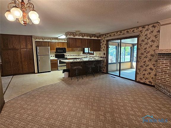 5th image of 342 Blanchard Dr