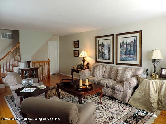 5th image of 433 Hillman Ave
