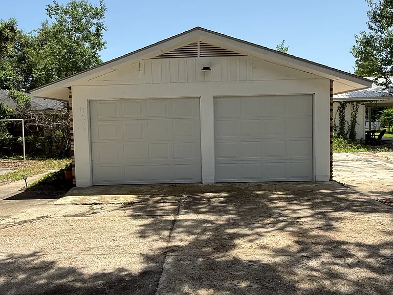 123 Shady Grove Ave — Photo 35