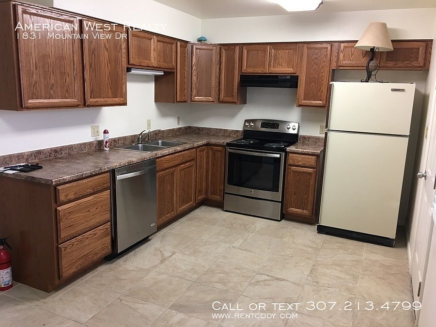 1831 Mountain View Dr, Cody, WY 82414 | Zillow