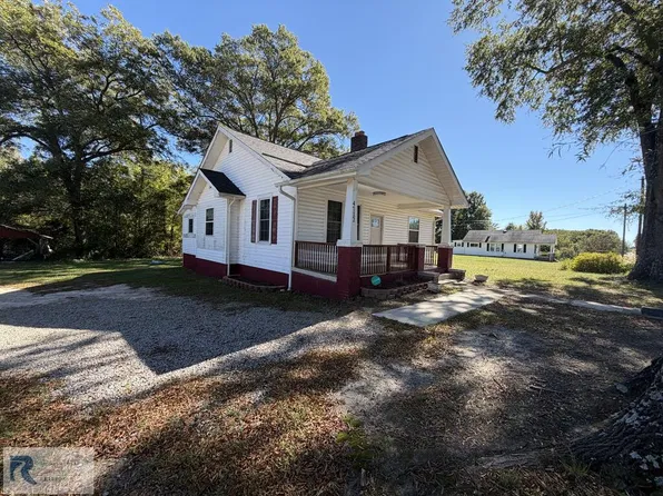 4712 Us Highway 29, Blairs, VA 24527