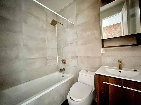 Rented by Doorway NYC, LLC | media 21