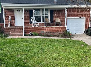 17299 Trump Town Rd, Windsor, VA 23487