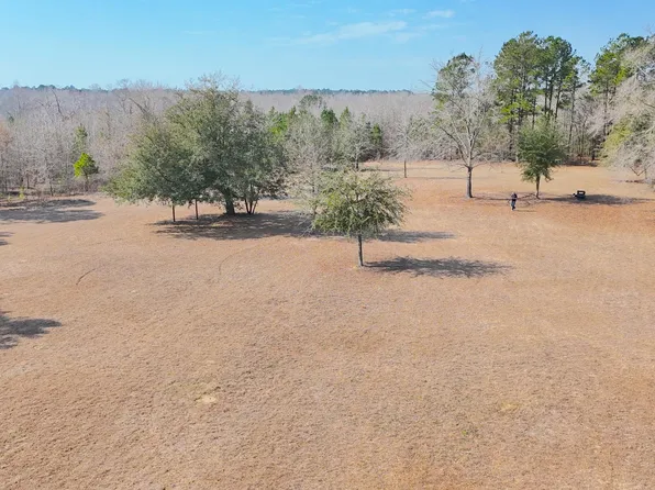 1134 Sante Fe Dr, Manning, SC 29102