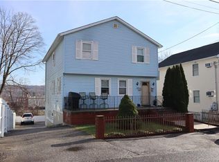 42 Francis St, Ansonia, CT 06401