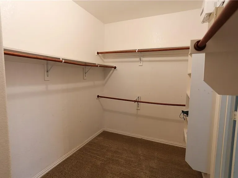 10248 Brenden Dr — Photo 12