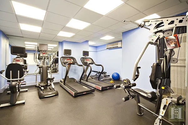 Rented by Halstead Real Estate | media 7