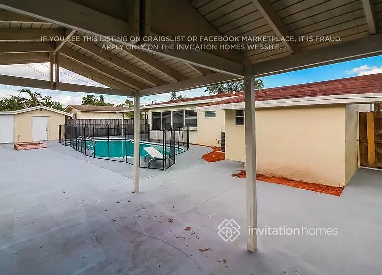 5660 W 9th Ct — Photo 22