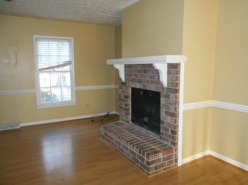 4th image of 38 View Dr SE