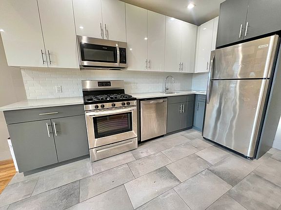 5th image of 2807 Snyder Ave #1F