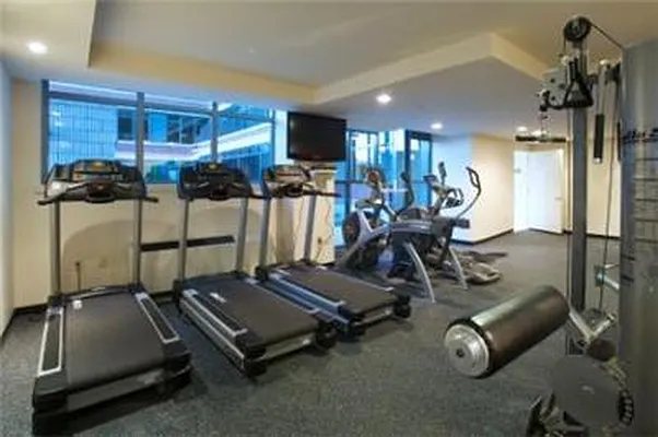 Sold by Griffin Real Estate Group | media 23