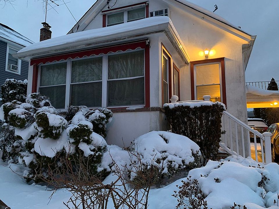 1st image of 31 S 1st St