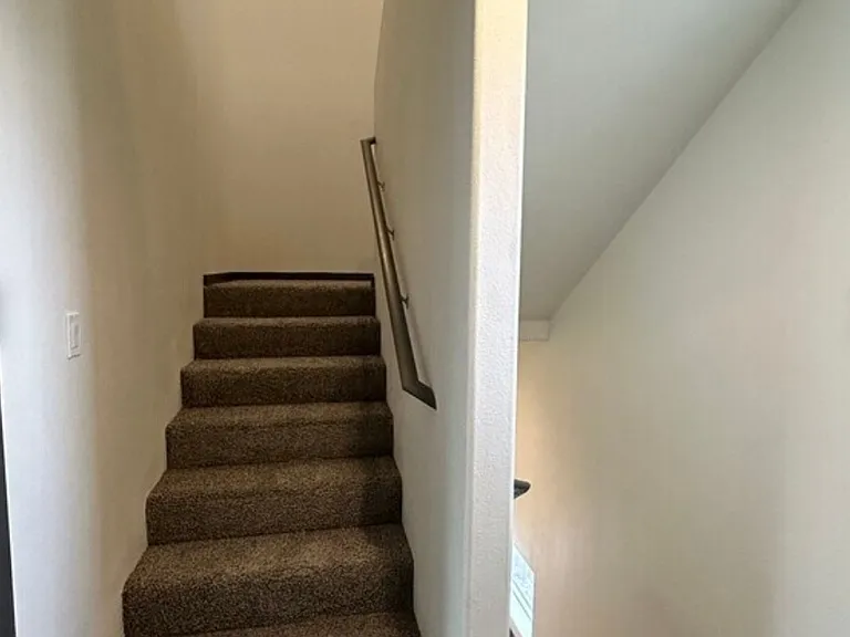 12710 San Jacinto Ave NE — Photo 17