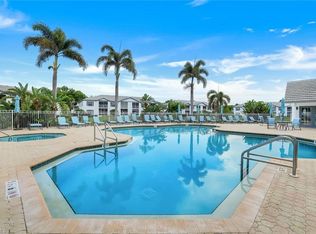 859 Tanbark Dr APT 101, Naples, FL 34108