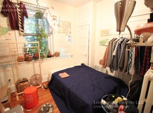 36 Waverly St #2, Brookline, MA 02445