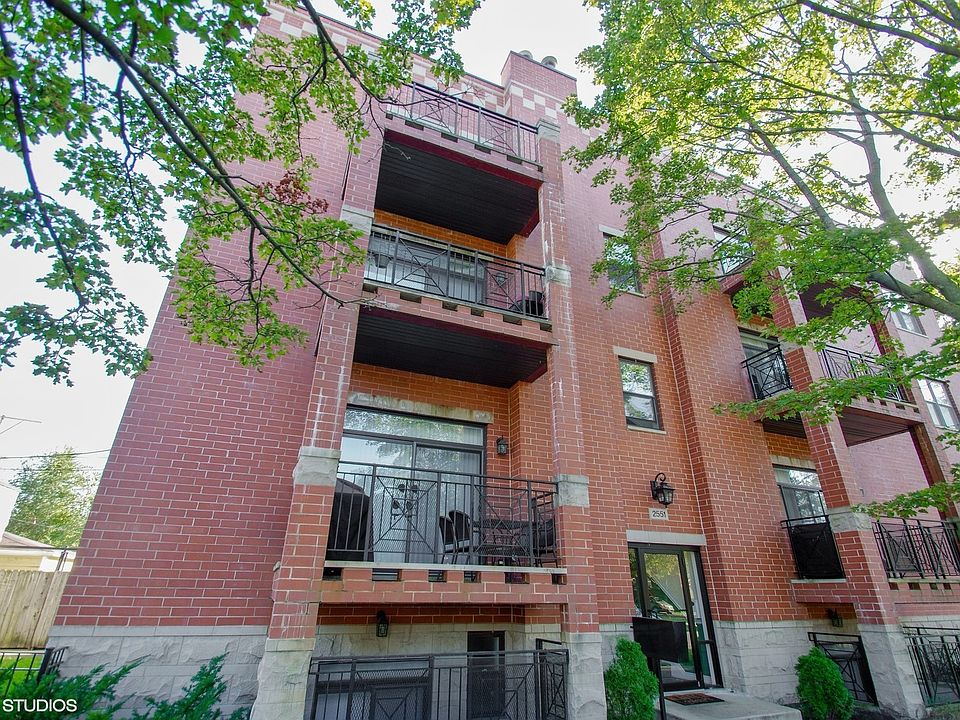 1st image of 2551 W Arthur Ave APT 3W
