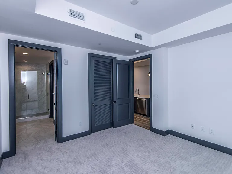 5 Gadsdenboro St #312 — Photo 10