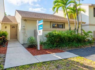 11762 SW 92nd Ter, Miami, FL 33186