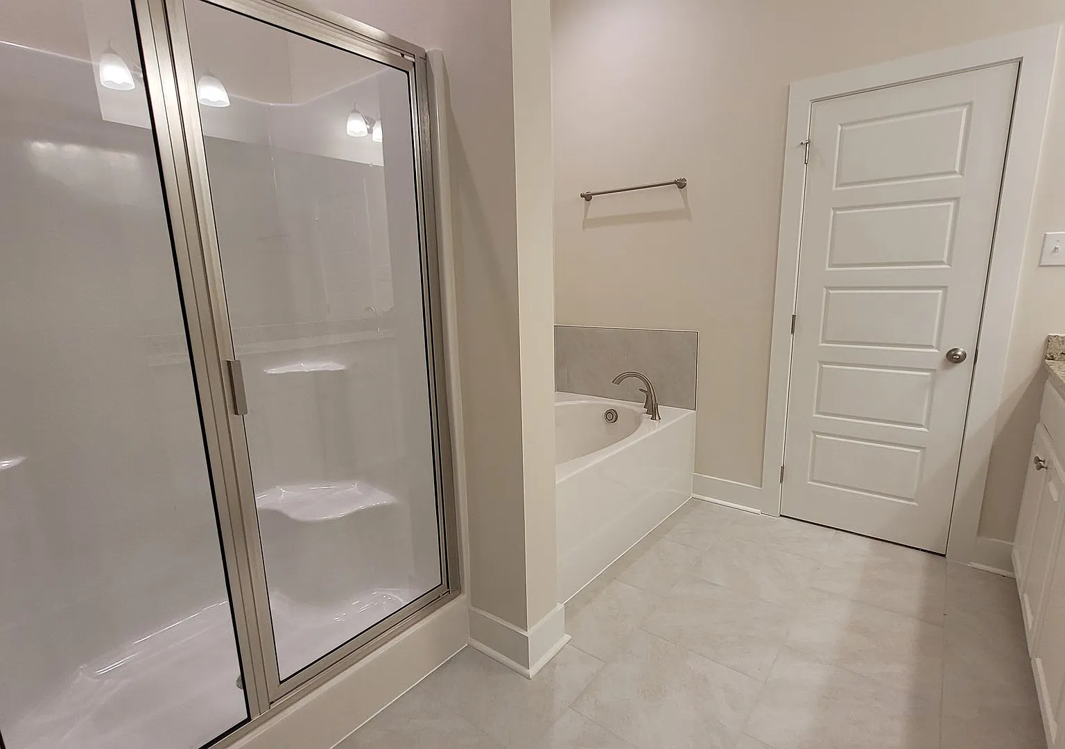 Must see Townhomes in Baton Rouge! — Photo 1