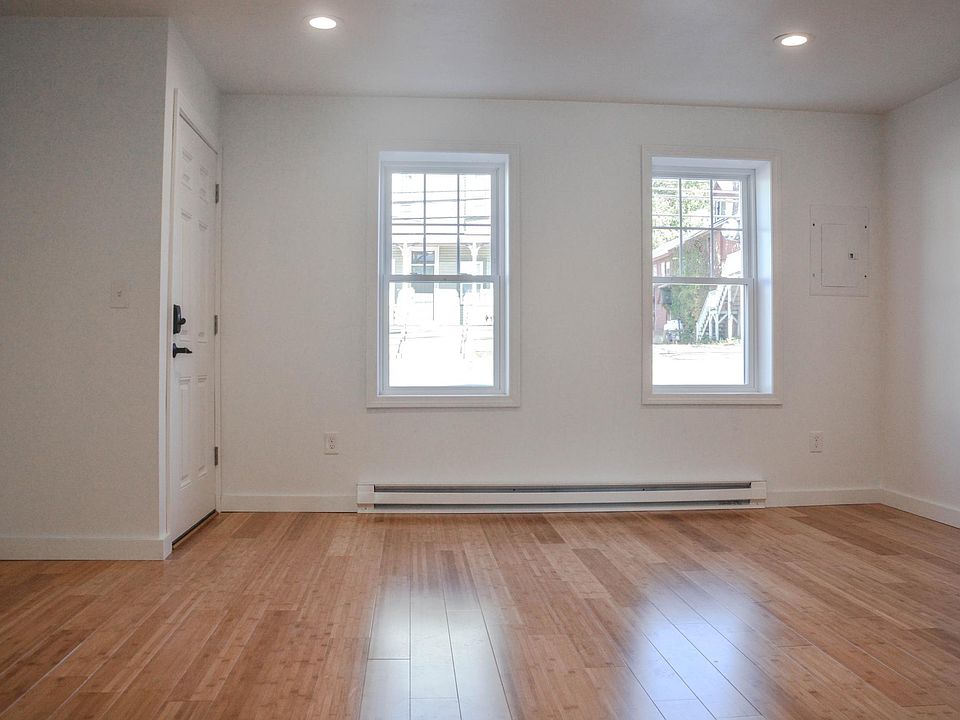 541 Main St Fiskdale, MA, 01518 Apartments for Rent Zillow