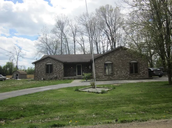 217 Nawakwa Rd, Rochester Hills, MI 48307