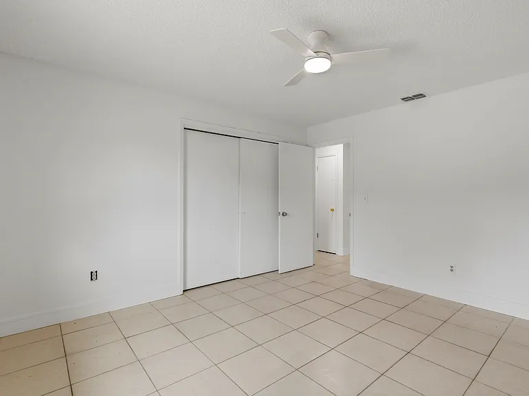 10313 Chalmer St #10313 — Photo 11