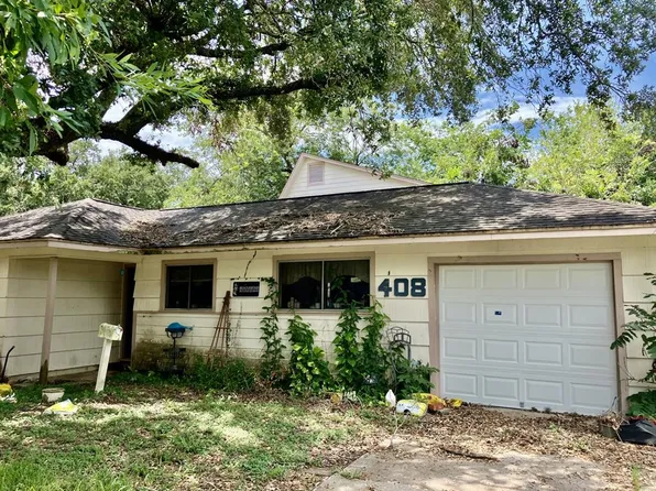 408 Gardenia Street, Lake Jackson, TX 77566