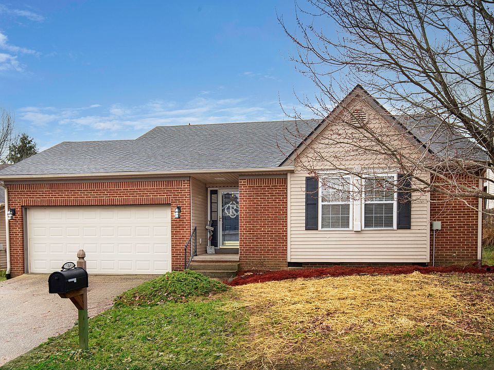 1st image of 104 Medinah Ct