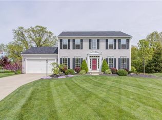 9293 Stonebriar Ln, North Ridgeville, OH 44039