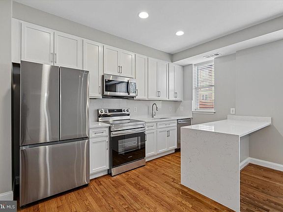 2nd image of 1831 2nd St NE Unit 503