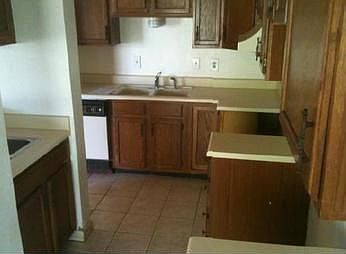 4th image of 1408 Brazos Dr