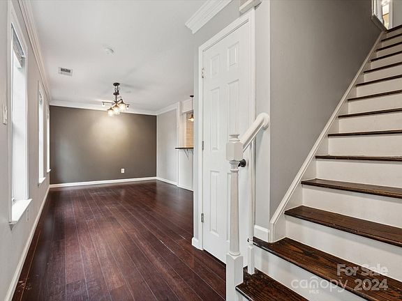 4th image of 7910 Glencannon Dr