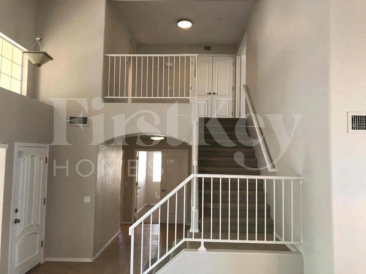 4 bed, 3.0 bath, 2316 sqft, $3,485 — Photo 4