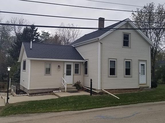 2nd image of 518 N Montgomery St