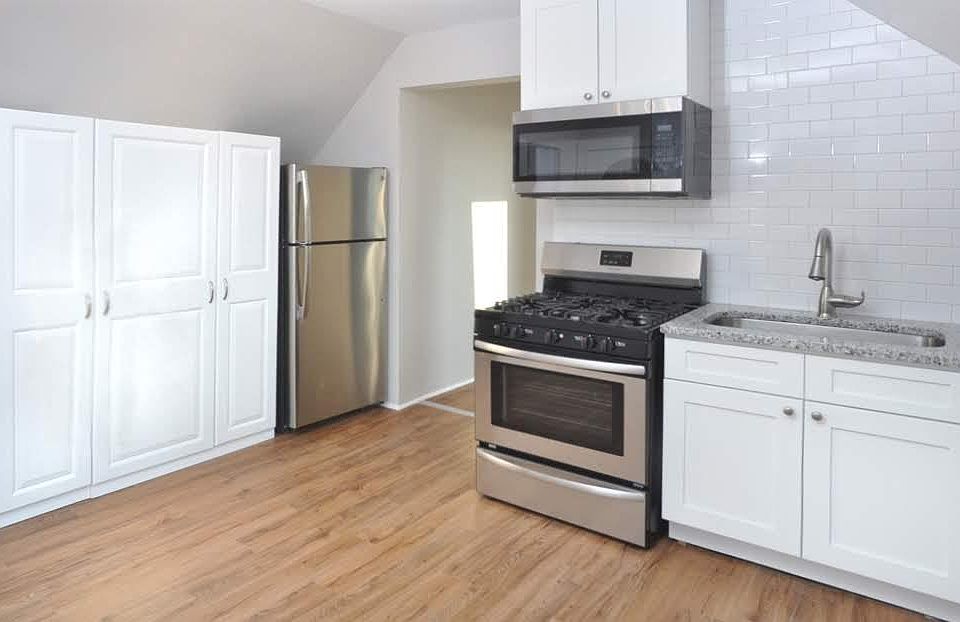 1st image of 3574 W McLean Ave APT 3