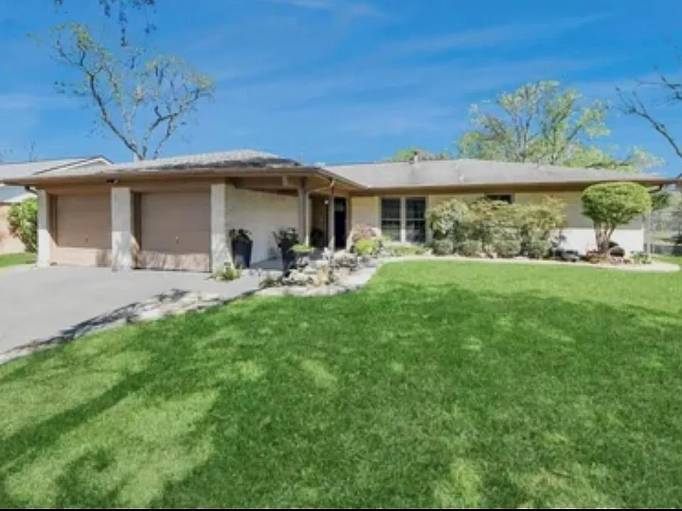 1505 Packsaddle Ln