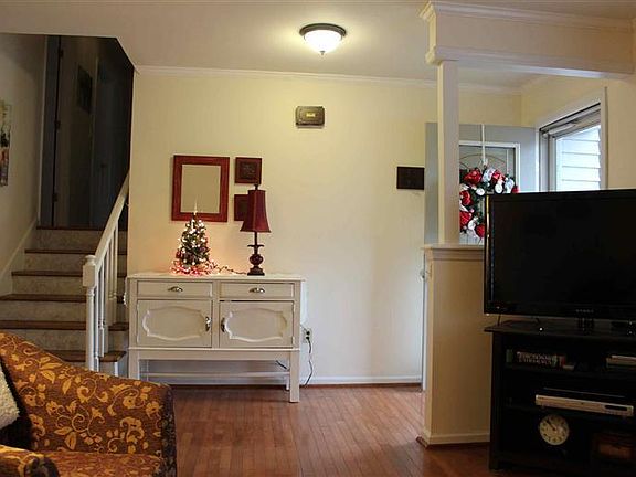 4th image of 3809 Forsythe Ct