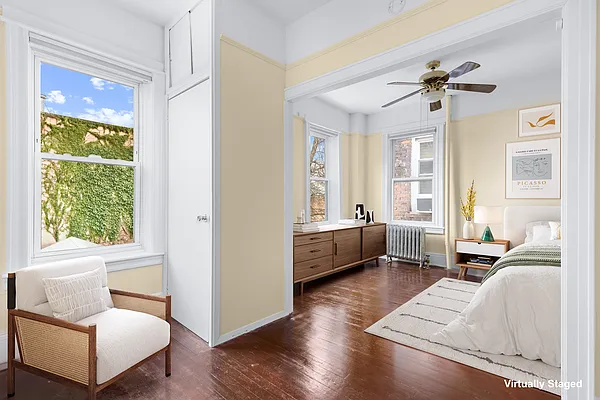 Sold by Compass | media 7