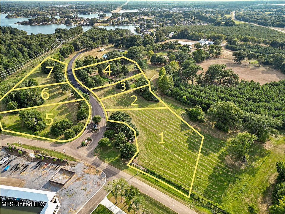 1st image of Northshore Blvd