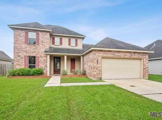 28518 Grand Turk Dr, Denham Springs, LA 70726