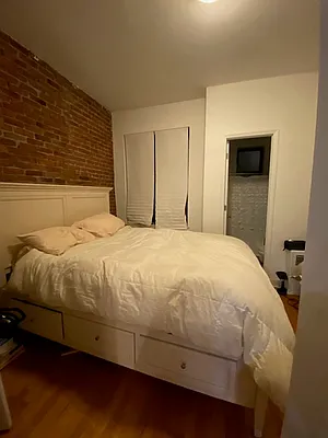 Rented by CitySites Real Estate Group | media 19