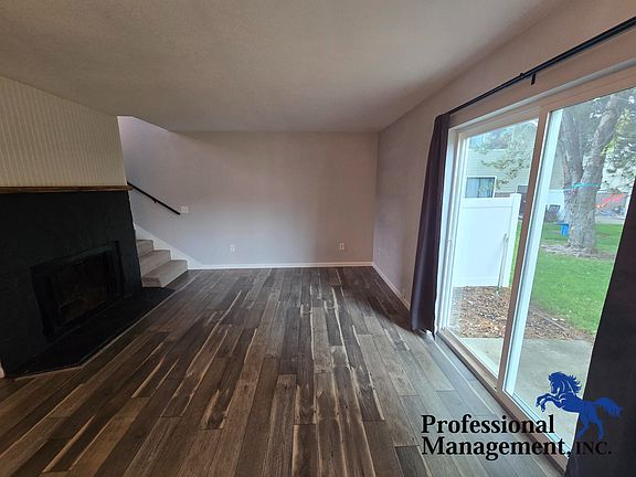 3rd image of 3285 Canyon Dr Unit 15
