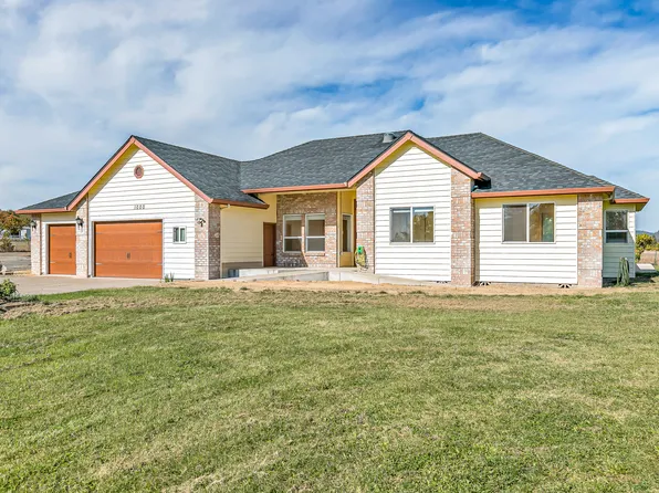 1000 Juliet Ave, White City, OR 97503