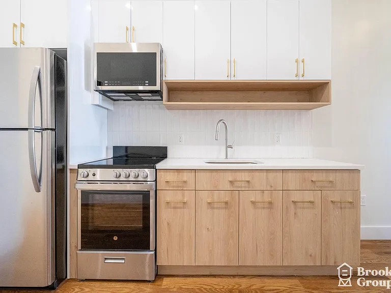 42 Driggs Ave #1L — Photo 8