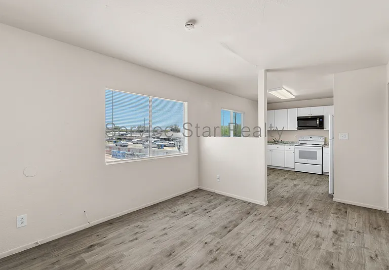 2222 E Pueblo Ave #2 — Photo 4