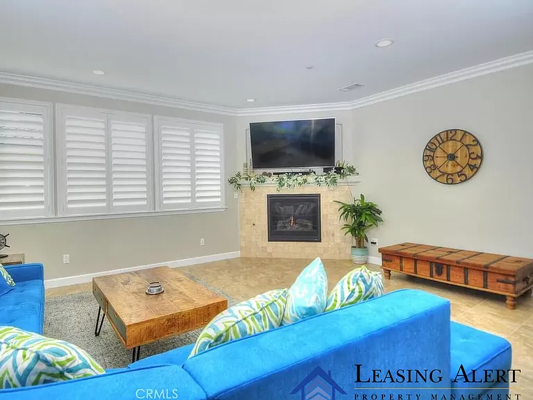 2526 Coburn Ln — Photo 11